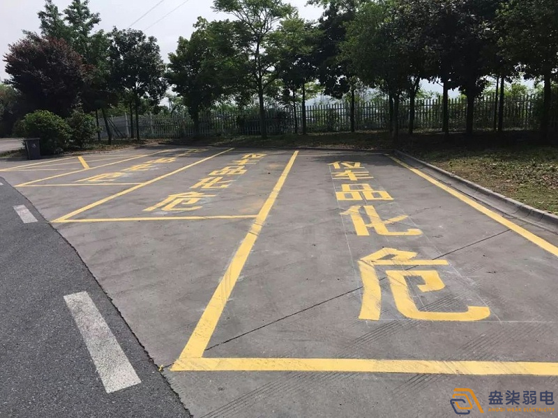 危險(xiǎn)化學(xué)品專用停車場—視頻監(jiān)控?cái)z像頭選擇與安裝